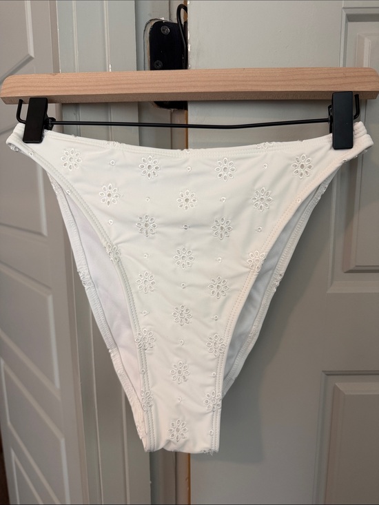 wild fable Other - Wild Fable White Eyelet High Waist Cheeky Bikini Bottom